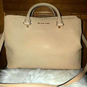 Euc michael kors leather savannah satchel bag
